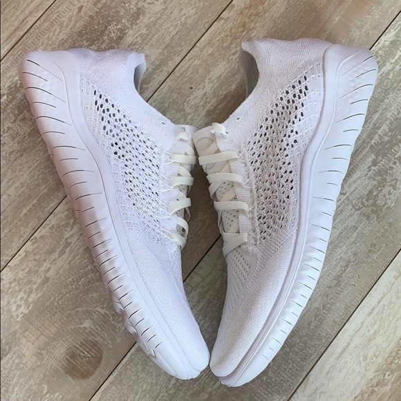 NWT Nike FREE RN Flyknit triple white - Picture 5 of 7